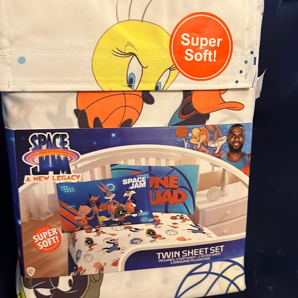 Brand new space jam twin sheet set